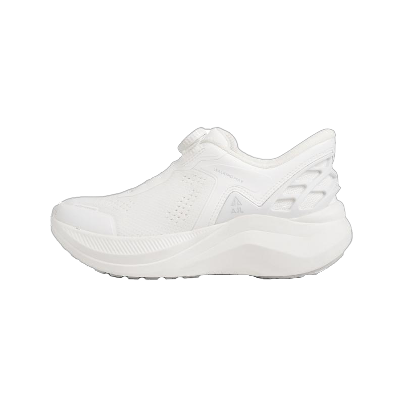 YC005-16 Walking Max in Cloud Skiff